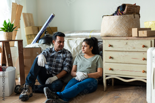Canvas Print Couple resting during moving photo