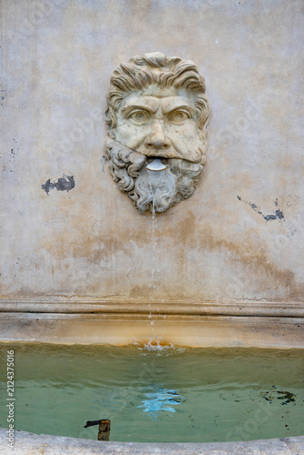 Cuadro en lienzo Details of sculptures and works of art from ancient Greece and Rome to the Middl