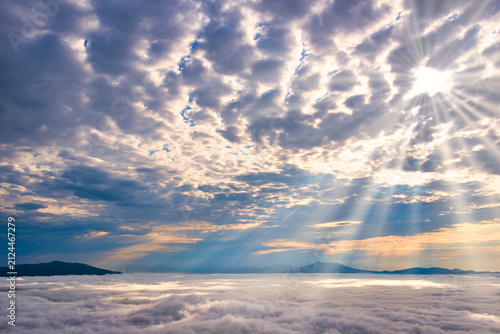 Foto 北海道の美しい雲海風景