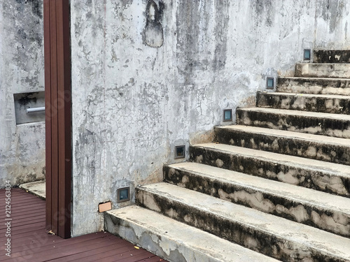 Concrete Staircase With Integrated Wall Lighting