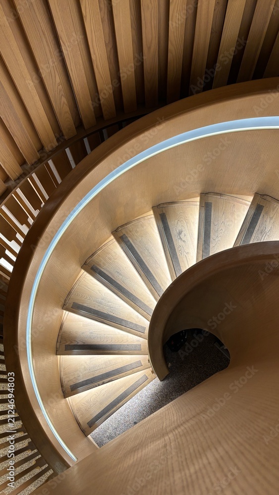 Obraz premium spiral staircase in the old building