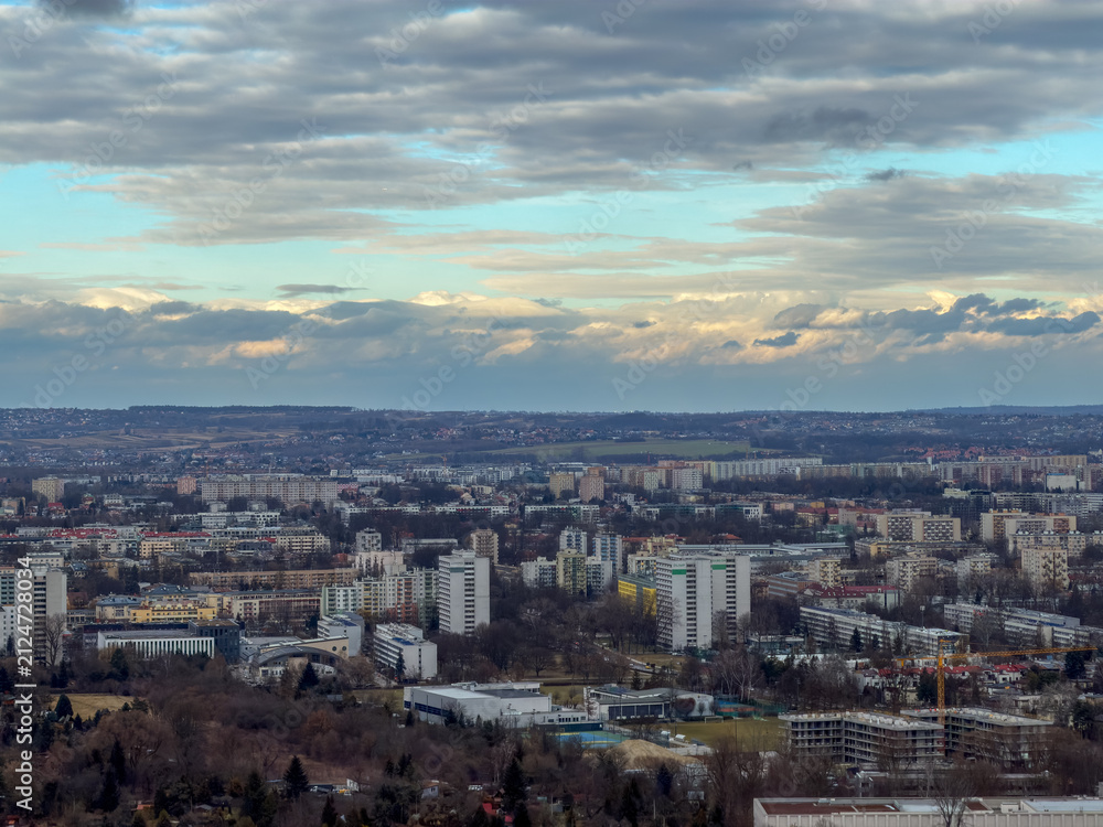 Obraz premium Distant View of Kraków Skyline