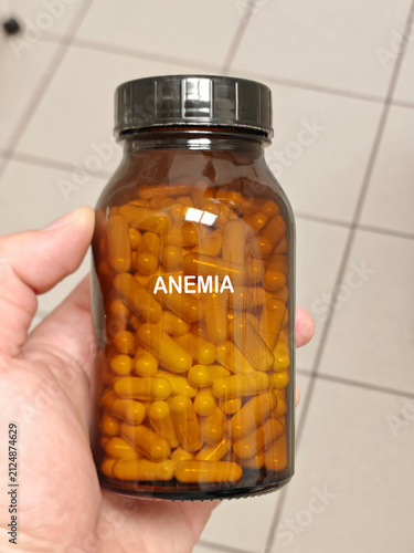 Fotografie ANEMIA injectable medicine in a prefilled syringe for this hematologic indicatio