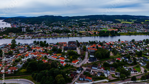 Foto Porsgrunn Norway Scandinavian Town City Summer Green Scenery Urban Landscape Wat