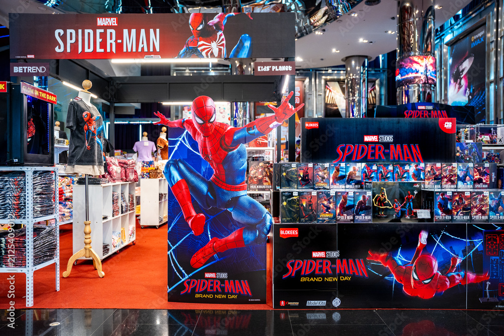 Fototapeta premium Bangkok, Thailand - August 3, 2025 : Spider-Man Brand New Day Marvel movie shop display in Siam Paragon shopping mall.
