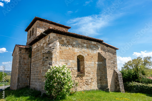 Fotografie Exterior view of the Romanesque apse and bell tower of the Church of San Andres,