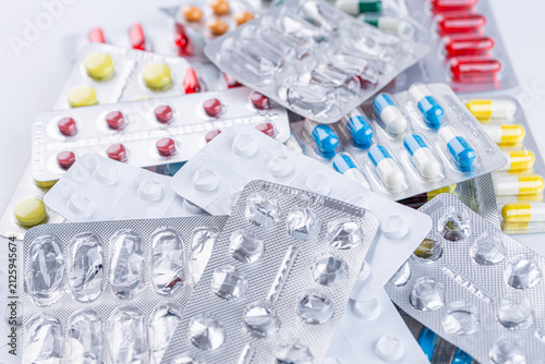 Foto Variety of medicines and drugs