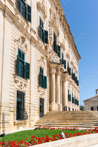 Fotografie Elegant view of the historic Auberge de Castille, the official office of the Pri