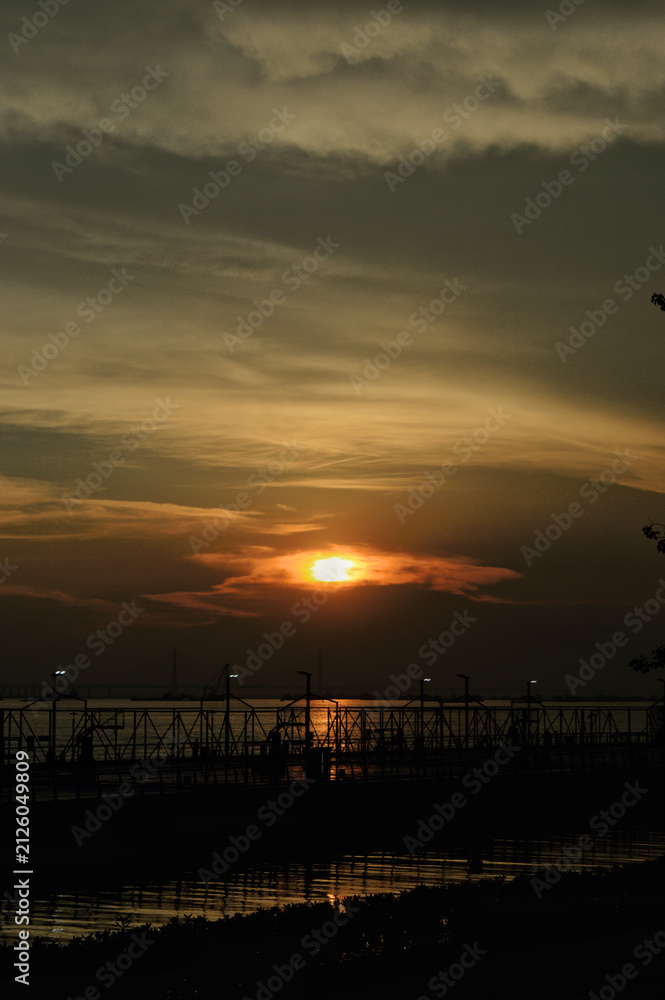 Fototapeta premium sunset over the sea