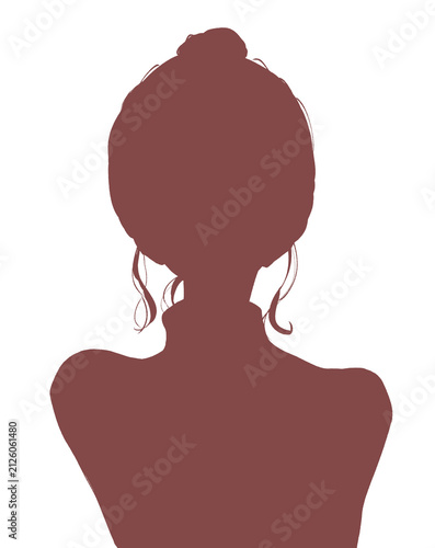 セーターを着たお団子頭の女性　シルエット