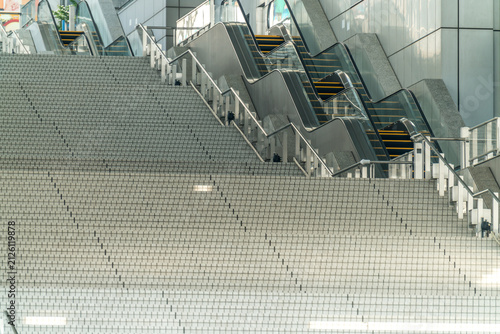 Extremely long and wide stairs 