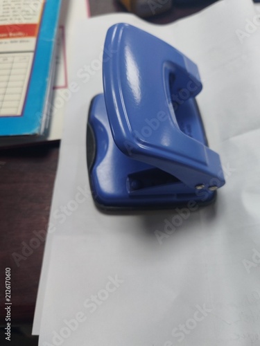 Canvastavla office puncher on a table