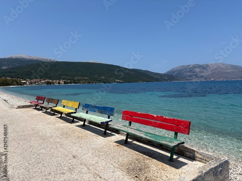 Bild auf Leinwand benches in Kefalonia