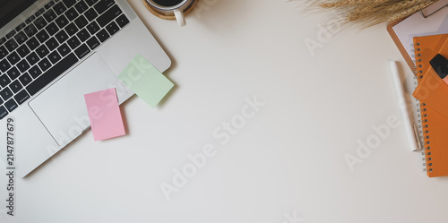 Fotografía minimal workspace with laptop sticky notes coffee mug notebooks and wheat on whi