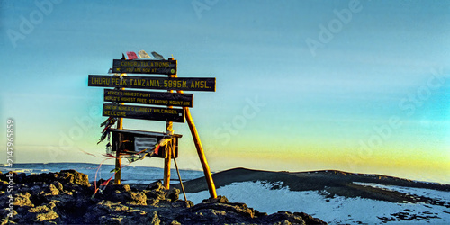 uhuru peak