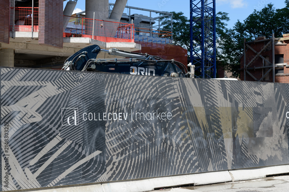 Fototapeta premium construction site at Bloor Street United Church and Cielo Condos, Annex neighbourhood, Toronto