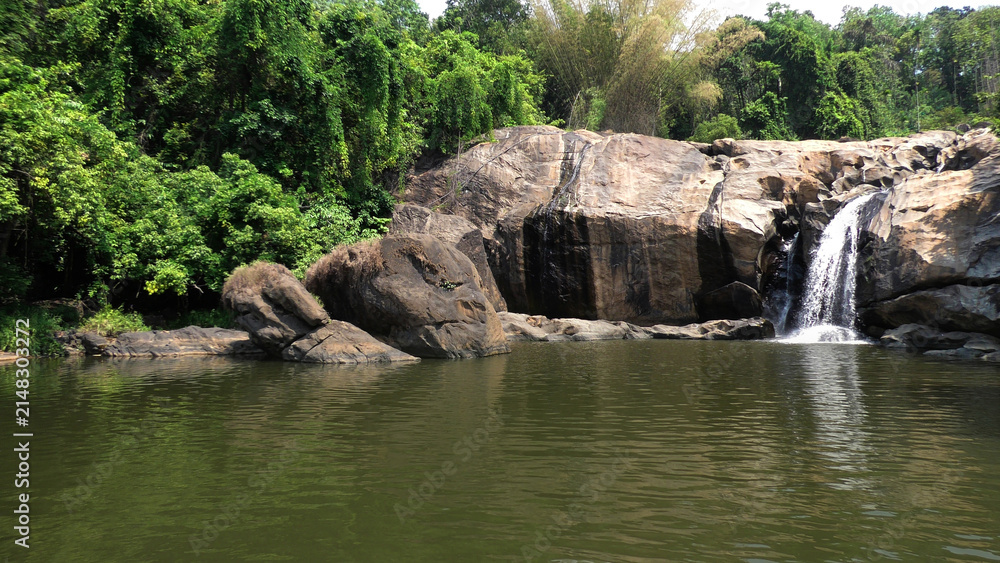 Fototapeta premium Beautiful rocky landscape adjacent to the Ripple Waterfalls near Munnar, Idukki, Kerala, India