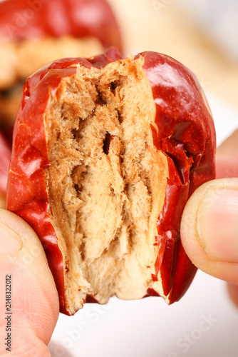 Bild auf Leinwand Xinjiang Red Dates Stuffed with Walnut Kernels - Traditional Chinese Delicious S