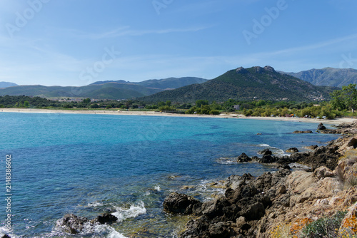 Mer bleue et montagnes en Corse - Haute-Corse - France