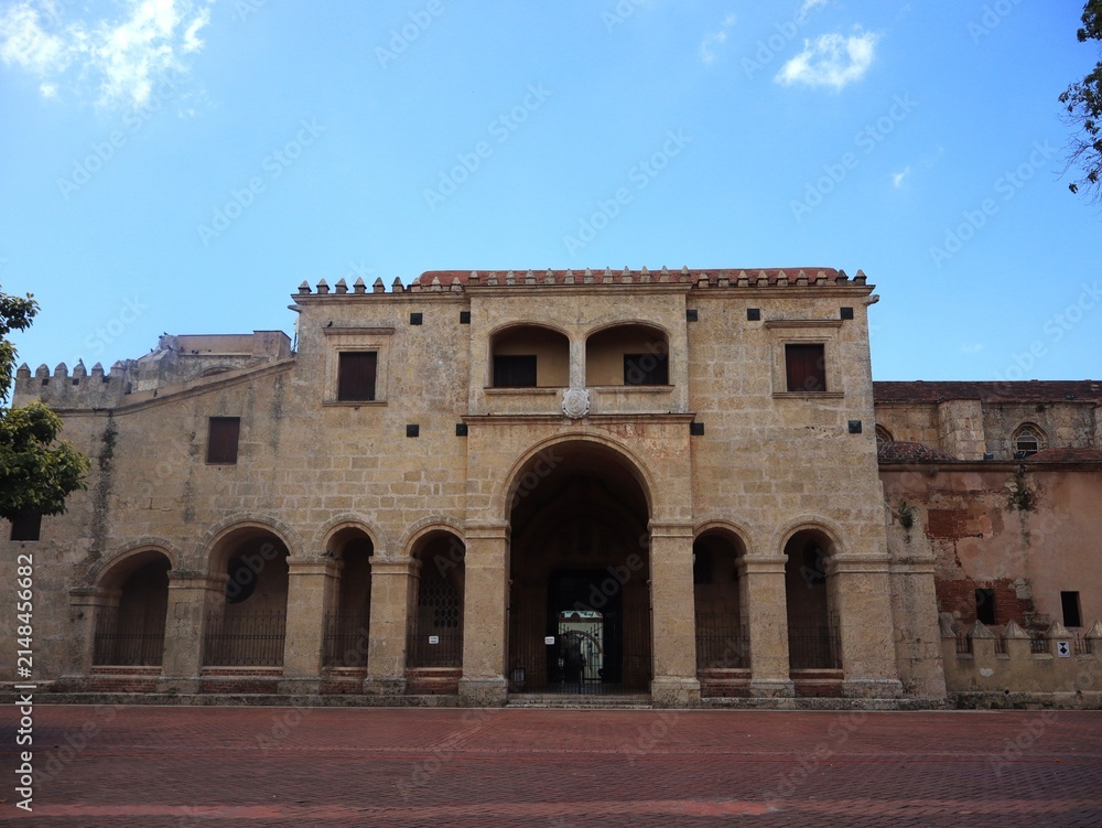 Fototapeta premium Historic Primatial Cathedral of America in Santo Domingo Colonial Zone