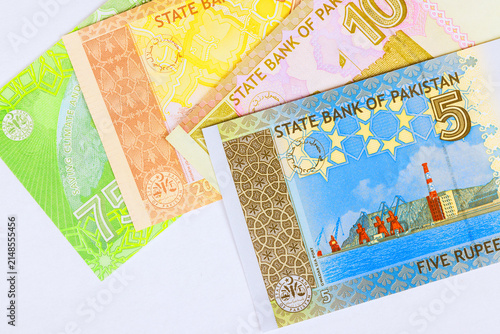 Quadro su tela Pakistani rupee paper currency banknotes in various denominations issued by Stat
