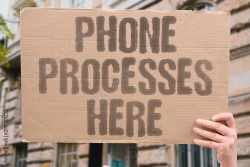 Bild auf Leinwand "Phone Processes Here" Mobile devices handle AI models without cloud