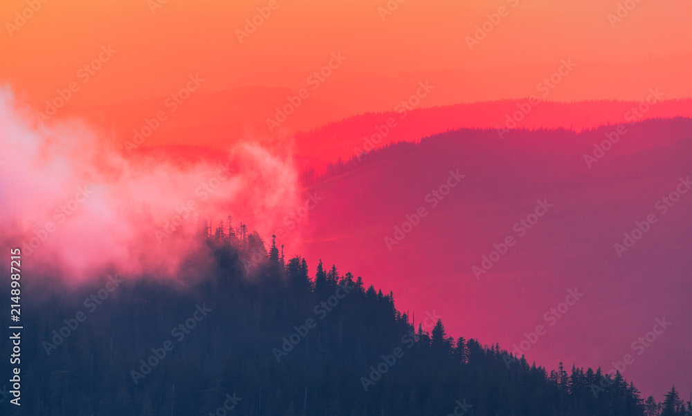 Fototapeta premium Ember Light on the Ridges
