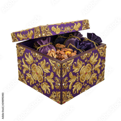 Luxury Decorative Gift Box Filled with Gourmet Nuts