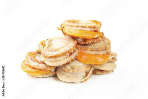 Canvastavla Fresh Qingdao Scallops with Yellow Meat Freshly Shucked Seafood on White Backgro