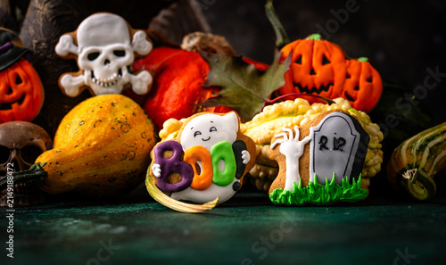 Quadro su tela Halloween cookies in shape of ghost, jack-o-lantern and skull
