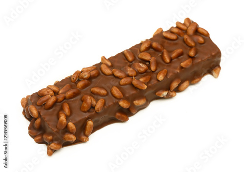 Fotografía Satisfying chocolate bar coated with crunchy sesame seeds delights taste buds