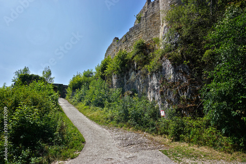 Ruine der Burg Hohenurach; Schwäbische Alb; Bad Urach; Baden Württemberg; Deutschland