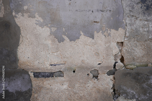Cuadro en lienzo Old and weathered wall with peeling paint and cracks