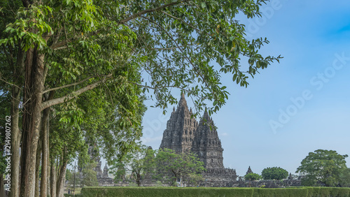Foto A beautiful majestic ancient temple against the blue sky