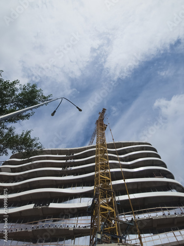 Фотография Detailed view of construction crane boom and hoisting mechanism