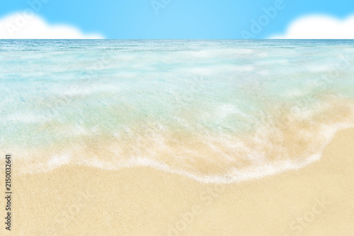 海と空とビーチの背景イラスト