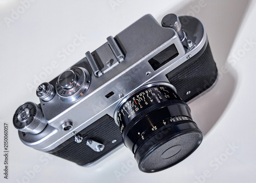 A vintgae 35mm film analog rangefinder camera