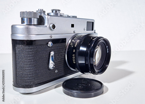 A vintgae 35mm film analog rangefinder camera