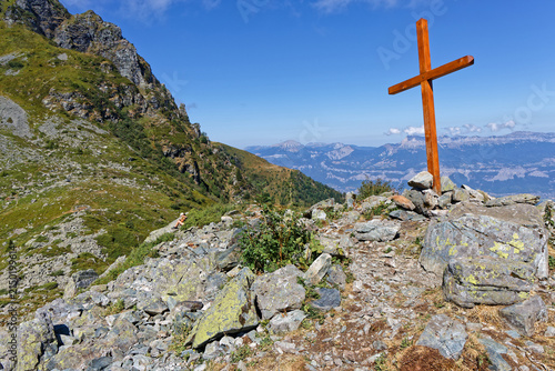 From the lake of Crop cross, the panorama of the Chartreuse and on the Bauges summits.
