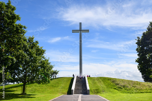 Cuadro en lienzo The Pope's Cross at Phoenix Park in Dublin, Ireland
