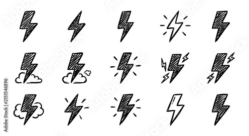 Foto Lightning bolts depicted as a collection of hand-drawn sketches illustrate various weather phenomena and energy concepts suitable for creative design projects requiring dynamic elemental graphics