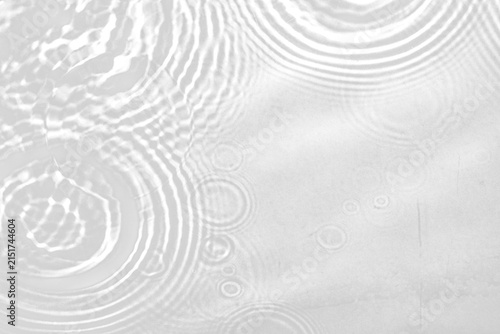 фотографія Abstract black and white water ripple texture background