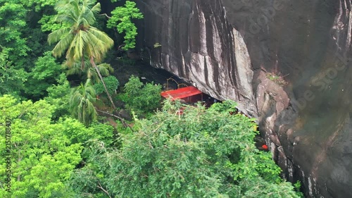 Monolithic Granite, Konaje Kallu, Temple
Its massive twin monolithic granite blocks, challenging vertical rock climbs, and panoramic views of the Kudremukh mountain ranges.