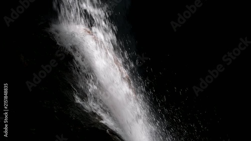 雷滝の水しぶき