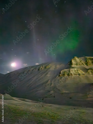 Photography northern lights in the mountains