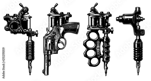 Foto Realistic Black and White Tattoo Machine Vector Set with Revolver Knuckle Duster