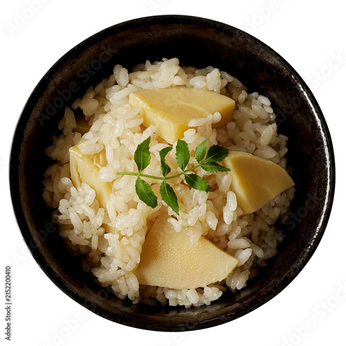 たけのこご飯 1杯の真上切り抜き。春の味覚・自家製の手作り炊き込みご飯・和食の家庭料理やメニュー用フードデザイン素材