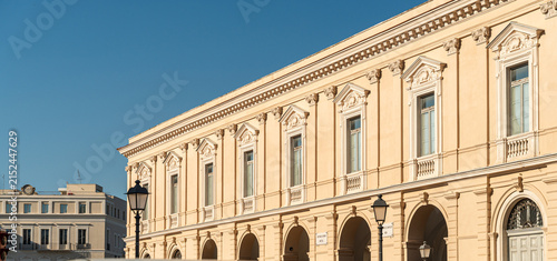 Foto Bari Italy neoclassical palace facade with arched portico and ornate pilasters a