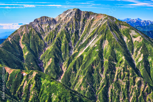 北アルプスの五竜岳