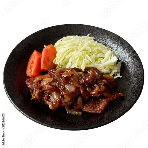 豚の生姜焼き 1皿の切り抜き。自家製の手作りポークジンジャー・定番おかず・和食の家庭料理や定食・居酒屋メニュー用フードデザイン素材